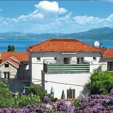 Adel - 70 M From Beach Apartment *