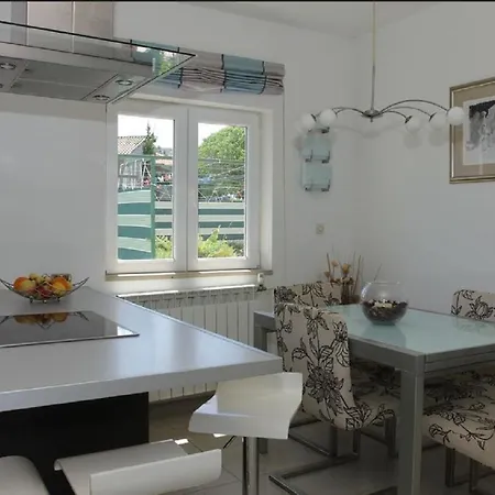 Apartment Adel - 70 M From Beach *