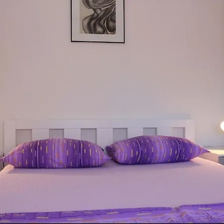 Adel - 70 M From Beach Apartment *