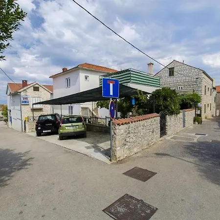 Adel - 70 M From Beach * Supetar